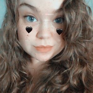 Meet your Posher, Maddie